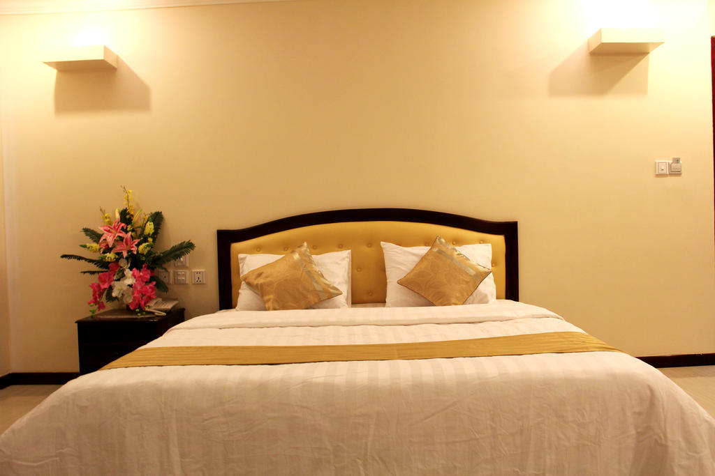 Good Luck Day Hotel & Apartment Phnom Penh Exterior photo