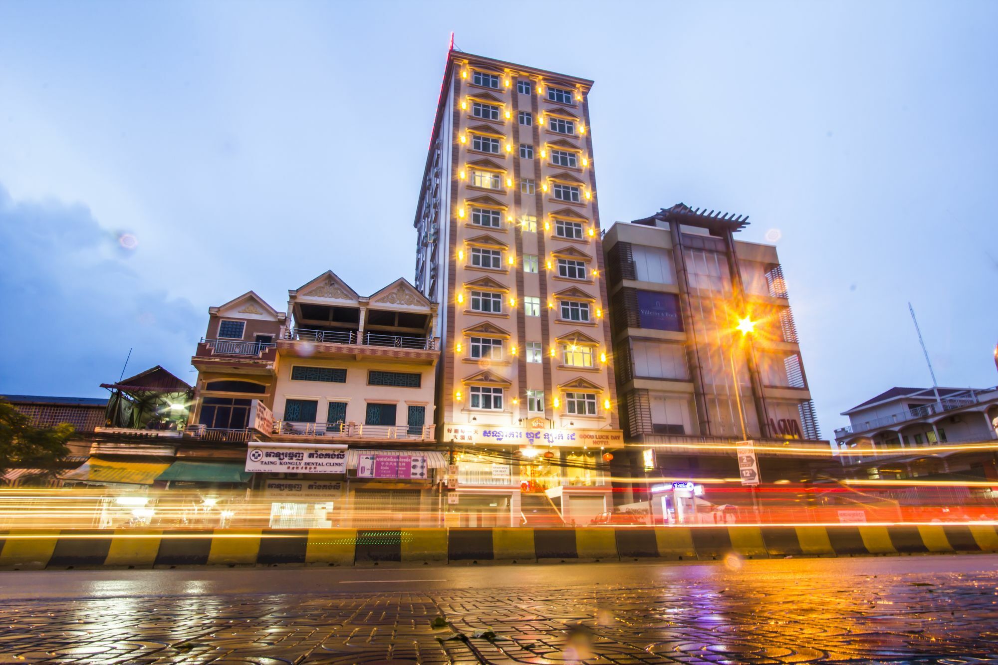 Good Luck Day Hotel & Apartment Phnom Penh Exterior photo
